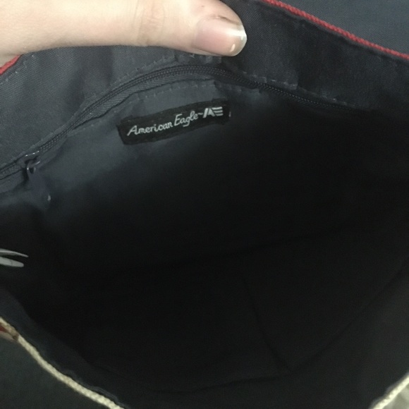 NWOT American eagle striped cross body bag - Picture 2 of 2